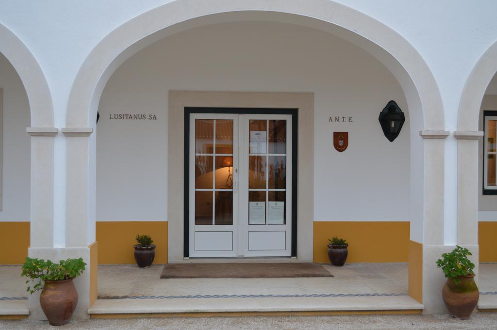 Lusitanus Golegã Exterior foto